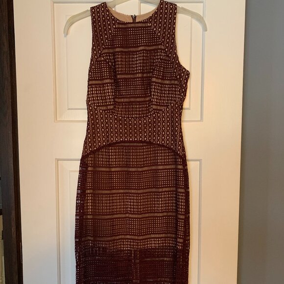 Keepsake Sweet Nothing Burgundy Lace Midi Dress Small - Picture 8 of 8
